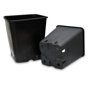 VASO QUADRATO IN PLASTICA 2.5 Lt 13X13X18